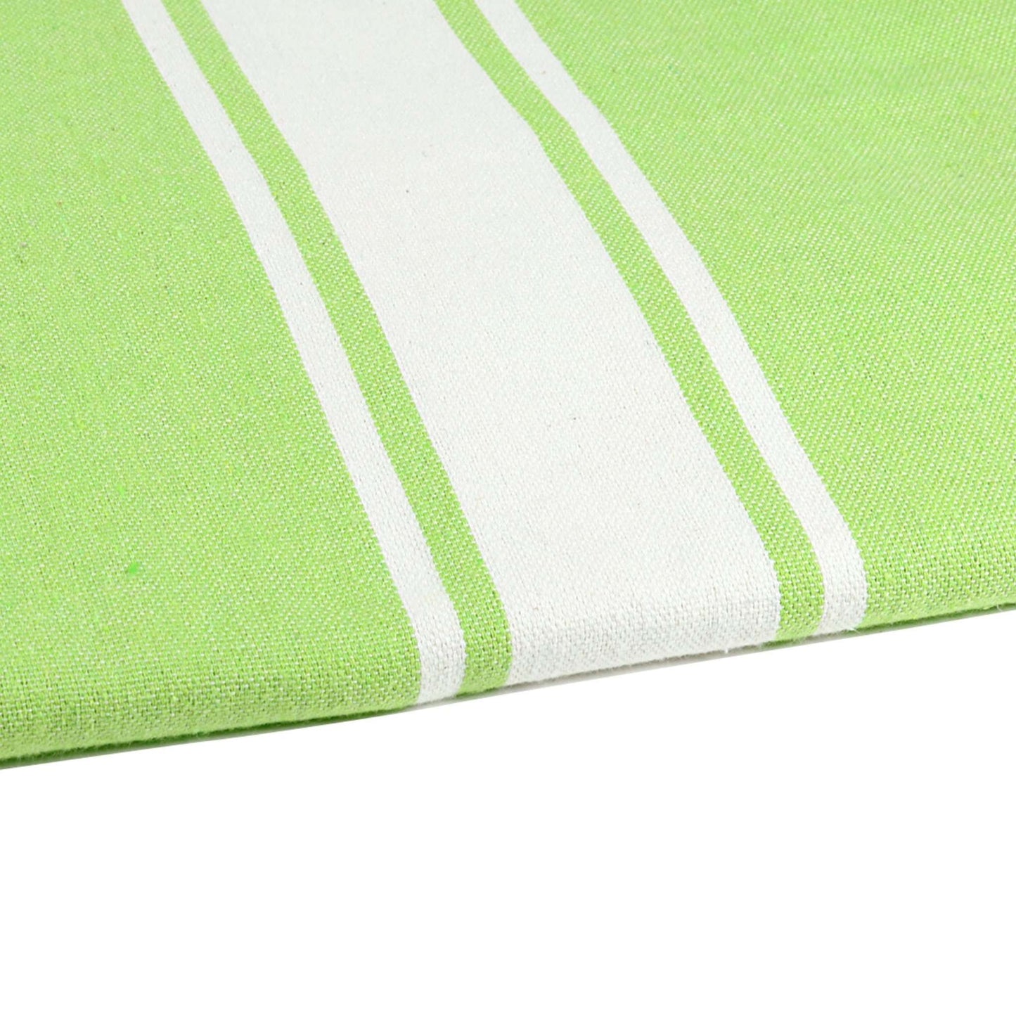 Fouta tissage plat couleur vert granny sur le côté